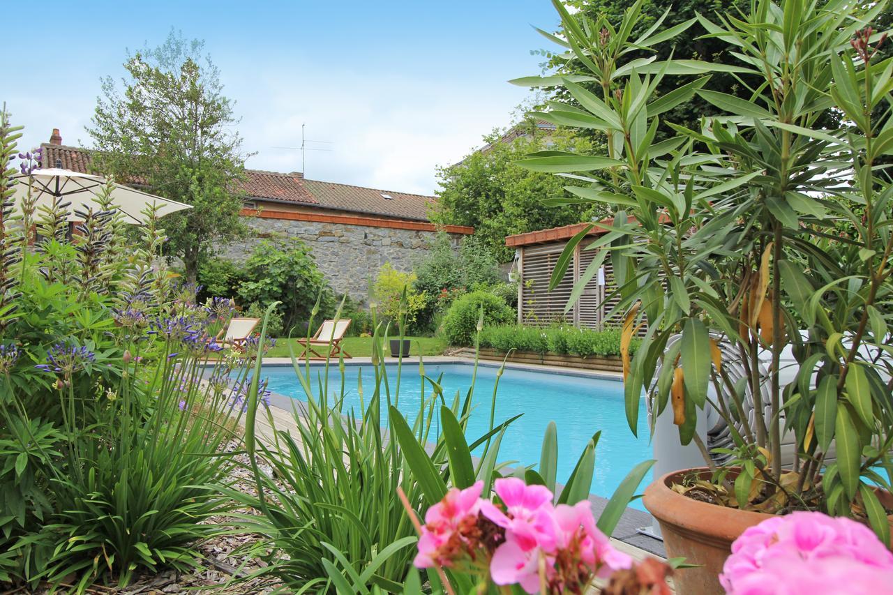 Les Jardins De Lily Hotel Saint-Léonard-de-Noblat Exterior foto